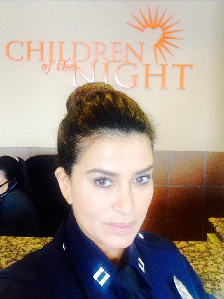 LAPDCARRANZA's tweet photo. #Children of the Night working to end child sex trafficking Dr. Lois Lee #lapdchiefbeck #lapdovb #venice311 #911lapd http://t.co/5A3n2ZSbFA