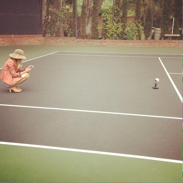 AlyssaBiaatch's tweet photo. @realcarafox should be jealous, me and Karl were hanging out on he court http://t.co/bzk9190aC7