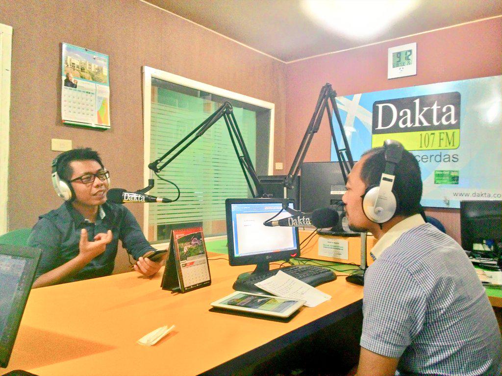 #NowAiring Bincang Bisnis w/ <a href="/PakarCreditCard/">Pakar Credit Card</a> dari Credit Card Academy. Interaktif Telp 0218816363 SMS 081511107106