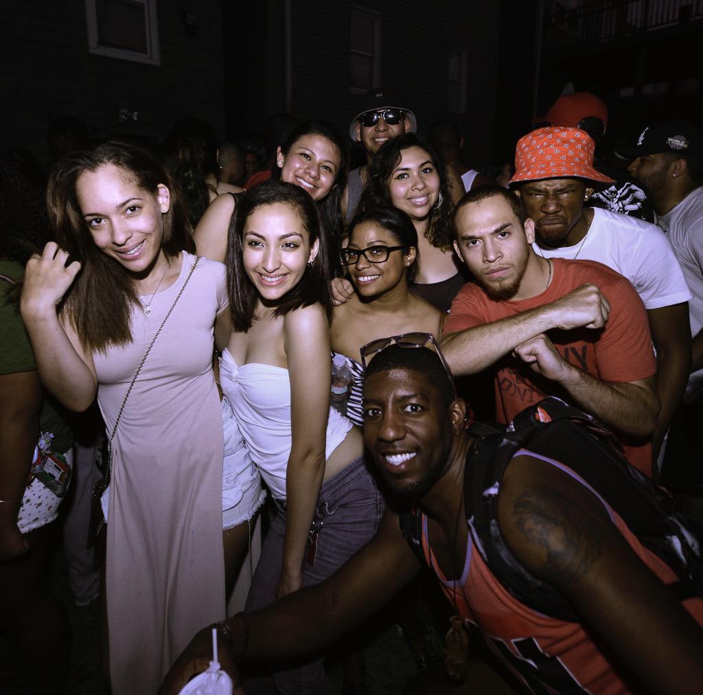 Red_AlKata's tweet image. Got me feeling like Money Mitch at "The Stage" #DiaryOfASummer #ΛΘΦ #ΛΘΑ