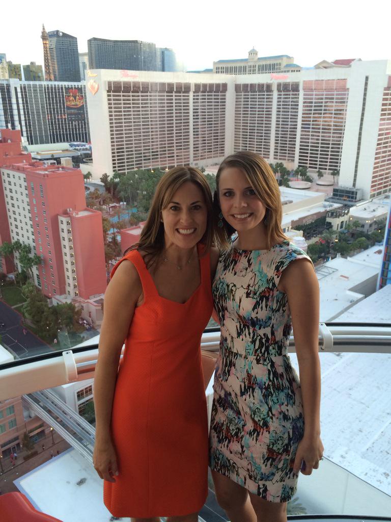 RebeccaKately's tweet photo. #vegas #RECon15 #highroller #ferriswheel @LeslieLmintz @regencycenters http://t.co/porj5PbG2u