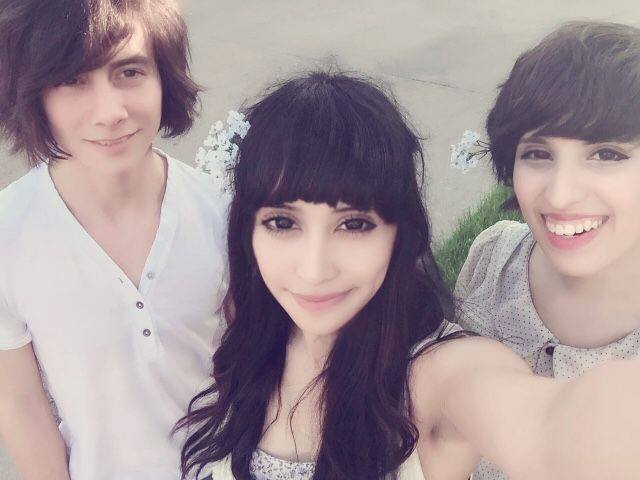 Pureidolheart's tweet photo. Hot new International Band Breaking into JRock Scene
Introducing REMOTE GIRL
http://t.co/RZmnXsHi46
#REMOTEGIRL,#4TE, http://t.co/VnCnfxo3cz