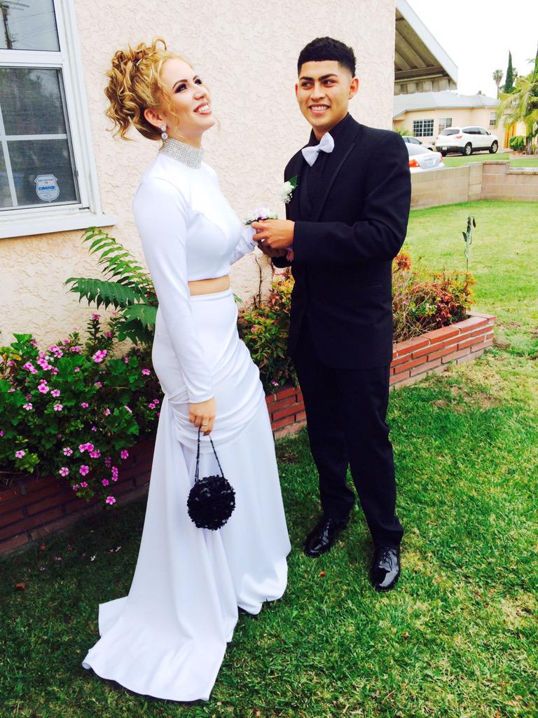 babyshaee's tweet photo. Best night EVER. πππ» #prom2015 #promqueen2k15 http://t.co/KZrrjExM4A