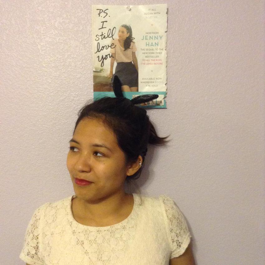 charmalooo's tweet photo. @jennyhan @simonteen so excited for #psistillloveyou #bowchallenge my sissies and I flipped when we saw this!!! http://t.co/DMfGxk8tD9