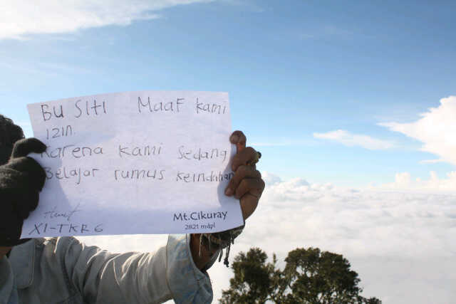 triwidiatama's tweet photo. @warkopPAGUCI ini min tanggal 15 via bayongbong mantap jalurnya http://t.co/U0Ky4AOaTJ