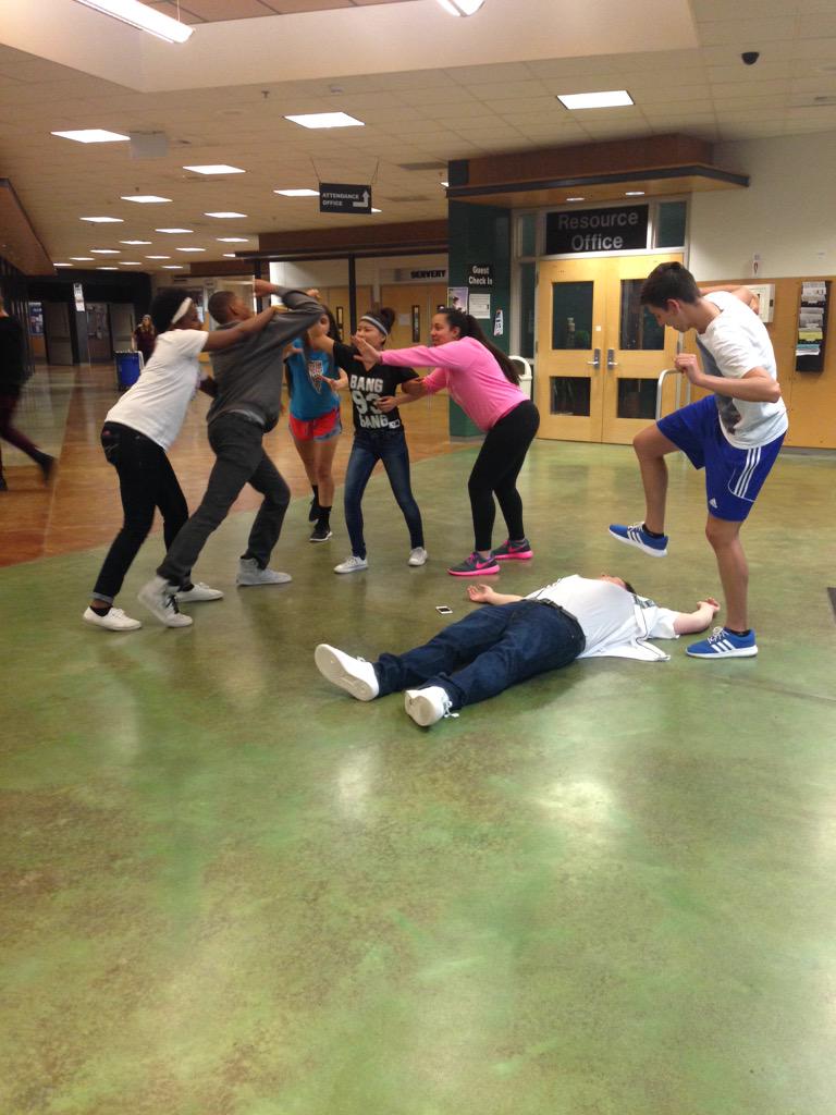 ChaiseCole's tweet photo. #YLBeamer team brawl http://t.co/yeLR8o7nQJ