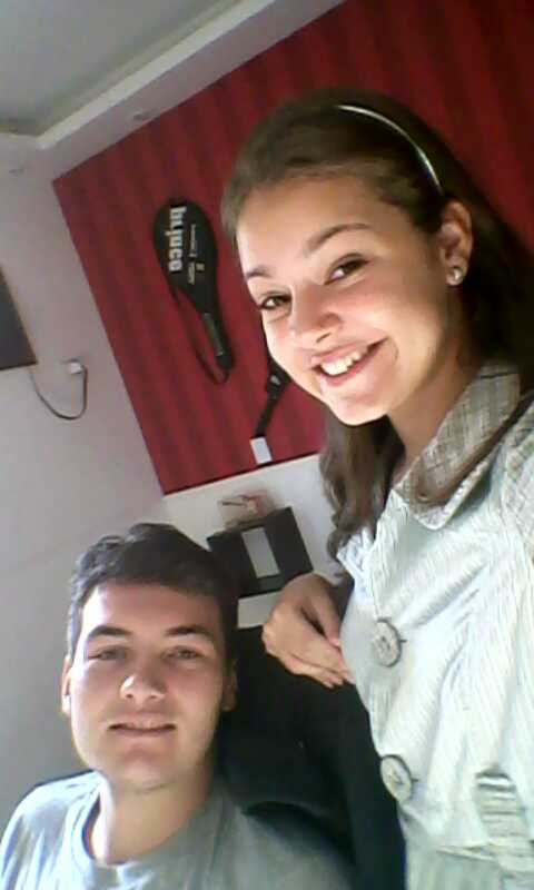 bruscostta's tweet photo. Os melhores três anos da minha vida!! Maior felicidade é fazer a sua felicidade. Love u more than i probably should.♥ http://t.co/1It2MNO6j9