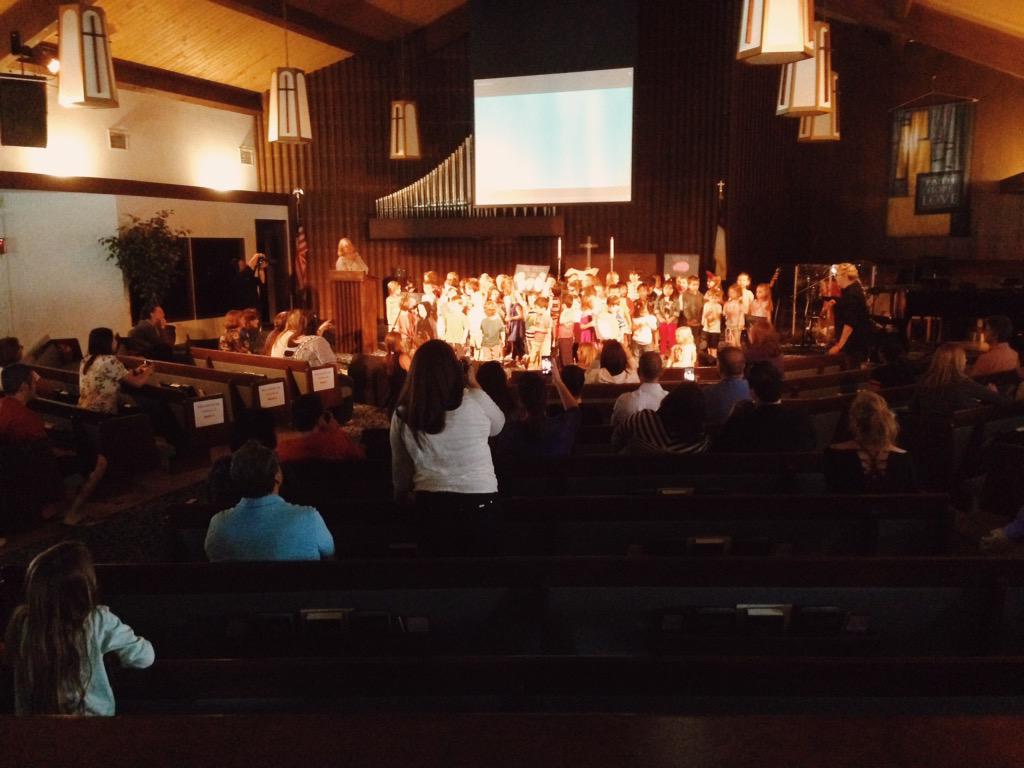 YLUMCPS's tweet photo. Spring Fling was a success! Is the school year really almost over? #preschool #YorbaLinda #springconcert #celebrate http://t.co/n7qyP7O5AG