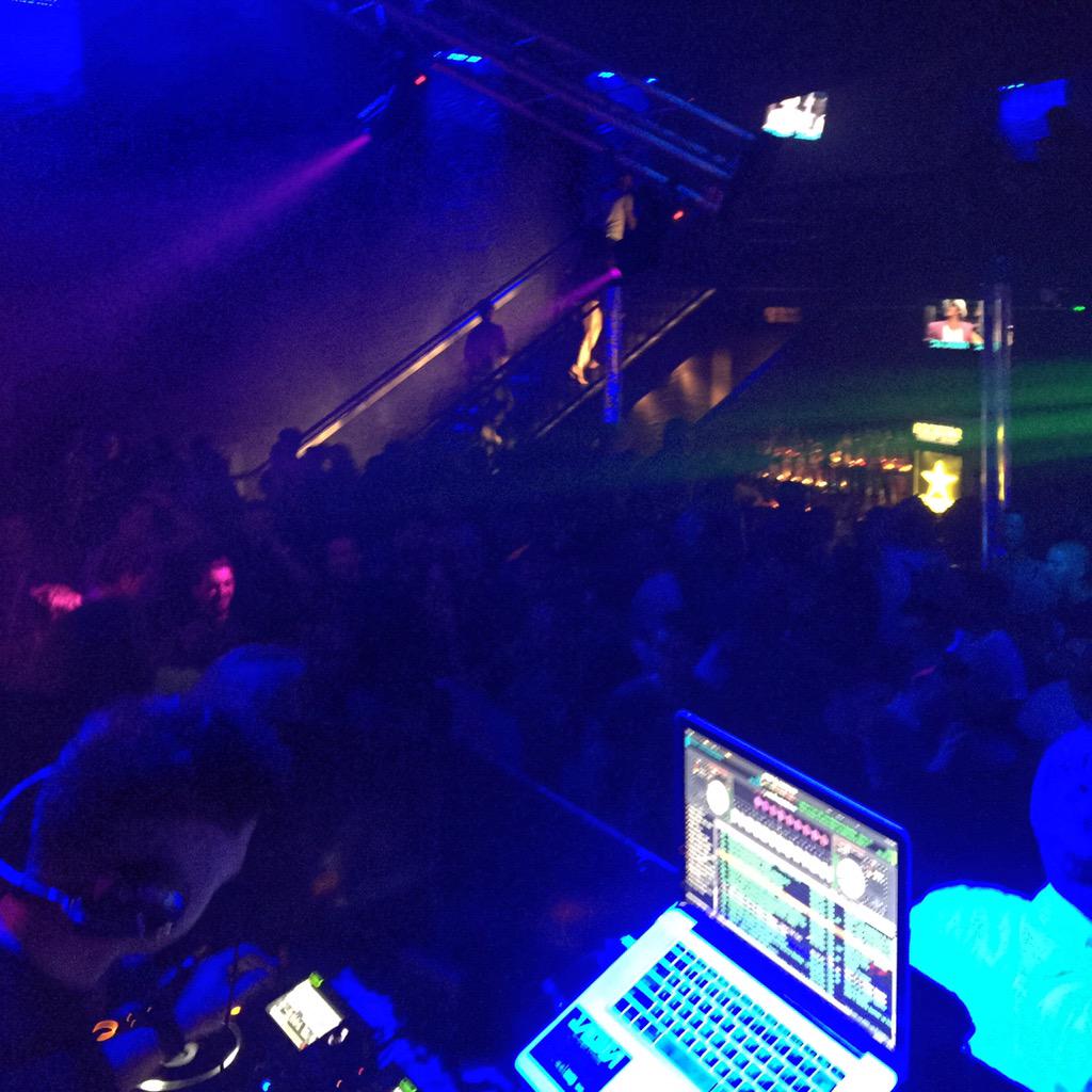 Its_JaeBea's tweet photo. The turn up was real last Saturday at @wettnightclub for #Automotion2015! With @djeddiereckless and @heathervanviper! http://t.co/IHfJu1J0UB