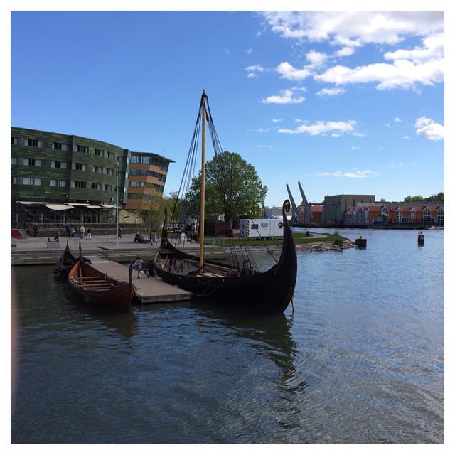 NorwayInstagram's tweet photo. #vikingship #saga_oseberg #prinsessekristina #ship #igerbest #igdaily #igdaily #replica #vestfold #visitvestfold #v… http://t.co/atCPyqqrhy