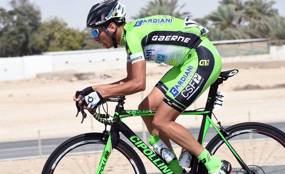 sportmed_es's tweet photo. @gcntweet analiza al detalle la @mcipollinibike #RB08 que usa en el #Giro el @Bardiani_CSF:https://t.co/vUiO9Sgd4v http://t.co/ZMEE0AS82U