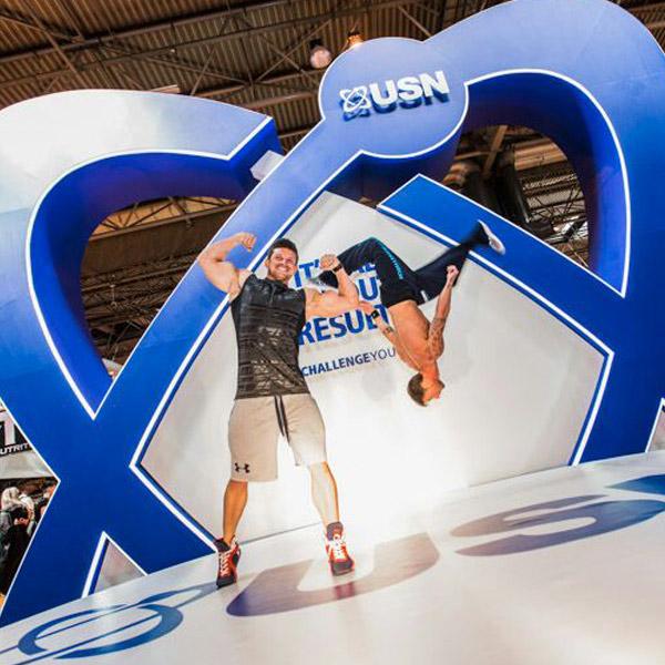 USN_UK's tweet photo. USN #COMPETITION Enter our prize draw by showing off your definition! #USNFlexFriday #ChallengeYourself #TeamUSN http://t.co/0uSx6emPYT