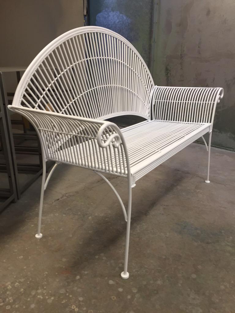 JWengineering's tweet image. Old refurbished garden bench #longeaton #nottingham