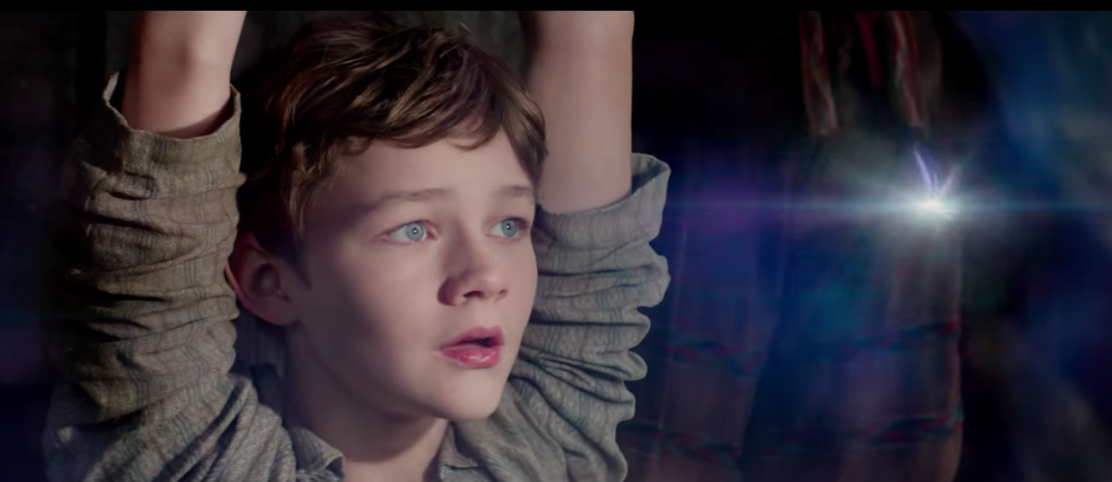 bambini_eu's tweet photo. Pan: un trailer da sogno con Levi Miller, Hugh Jackman, Rooney Mara, Garrett Hedlund e ... - http://t.co/CGOsx8xR9w http://t.co/ZJPJmcH2Sg