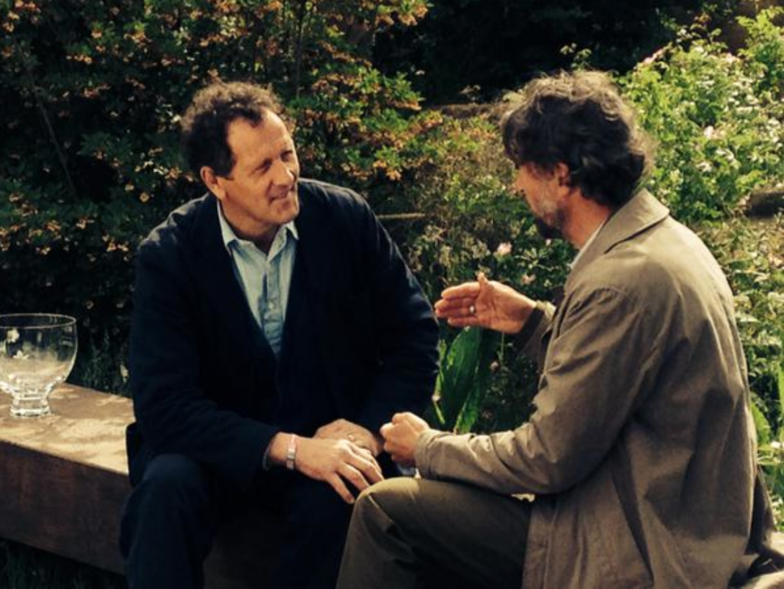 lp_1812's tweet photo. #DanPearson talks to Monty Don. We are thrilled that all the team’s work has paid off. @crocusCoUk @ChatsworthHouse http://t.co/0Wa05tOGbc