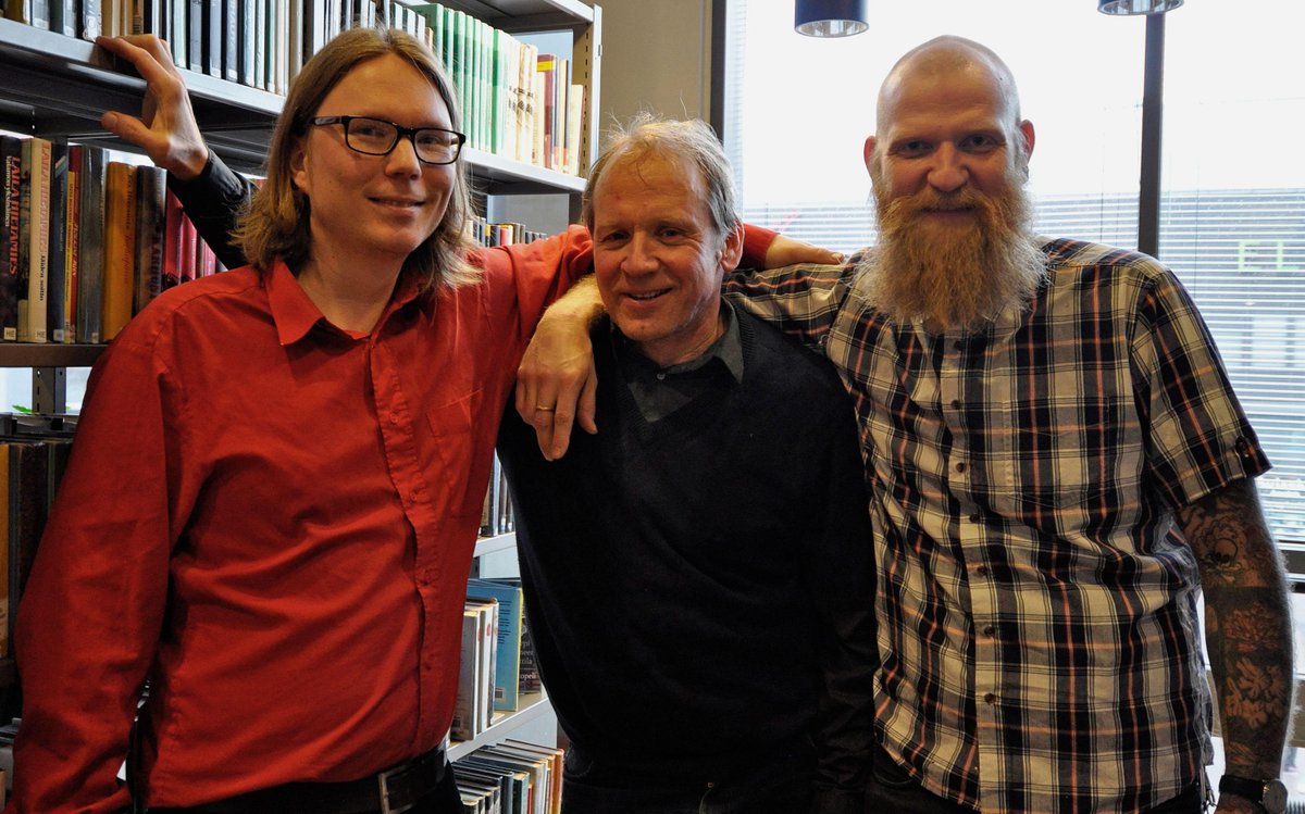 TimopekkaS's tweet photo. Euroviisuja lauletaan tänään Matinkylän asukaspuistossa klo 14 - ja illalla Wienissä laulaa PKN. http://t.co/1YymoBP1UT