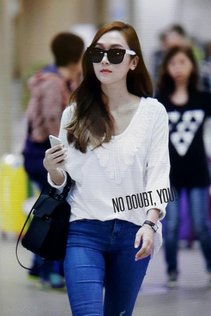 [PIC][19-05-2015]Jessica trở về Hàn Quốc vào chiều nay CFW8lclUsAAdcwa