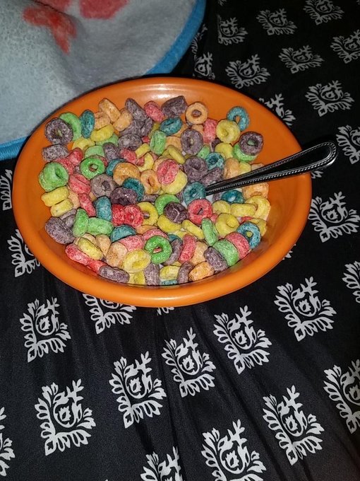 #fruitloops yasssss http://t.co/5HEZcm1vCo<a href="/tag/fruitloops"class="tags">#fruitloops</a>