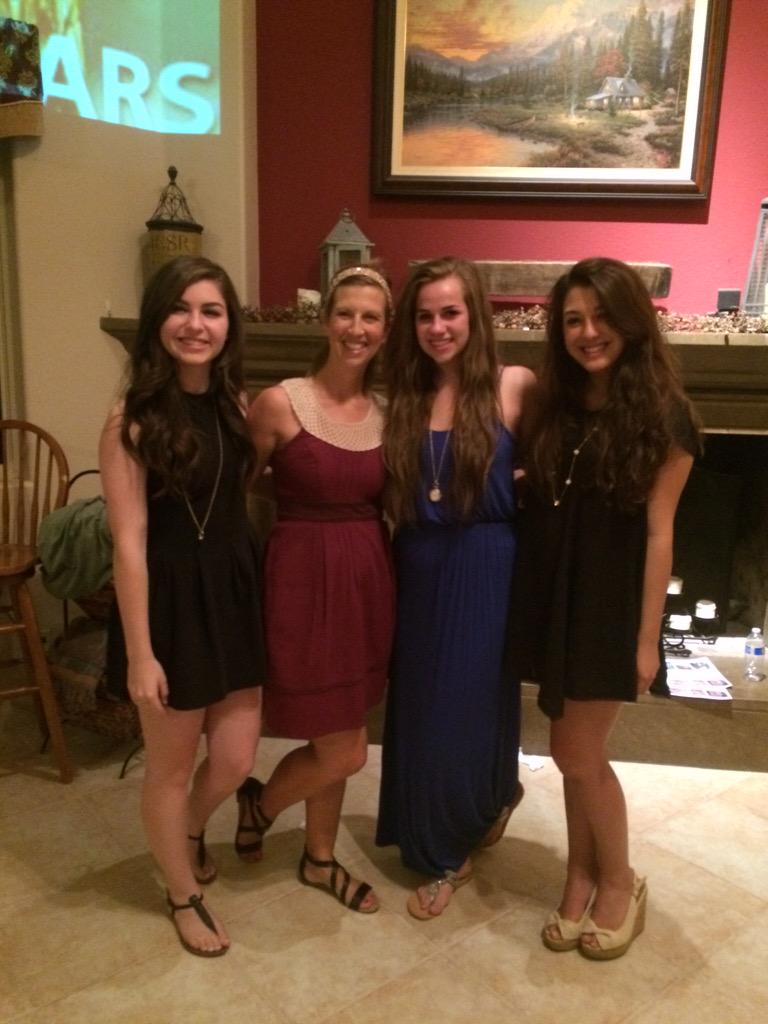 thekriskell's tweet photo. I would like to thank my friends, YL fam, & of course the big JC
Here's to the future adventures w younglife! #pdyl http://t.co/IsYC7NyZar