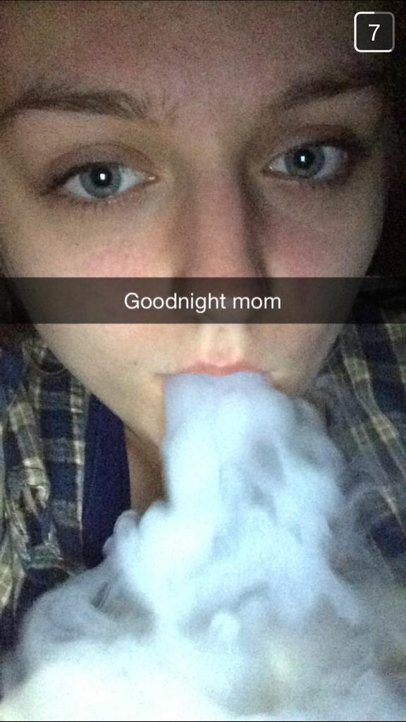 lillatr0n's tweet image. When ur daughter is going down the #wrongpath