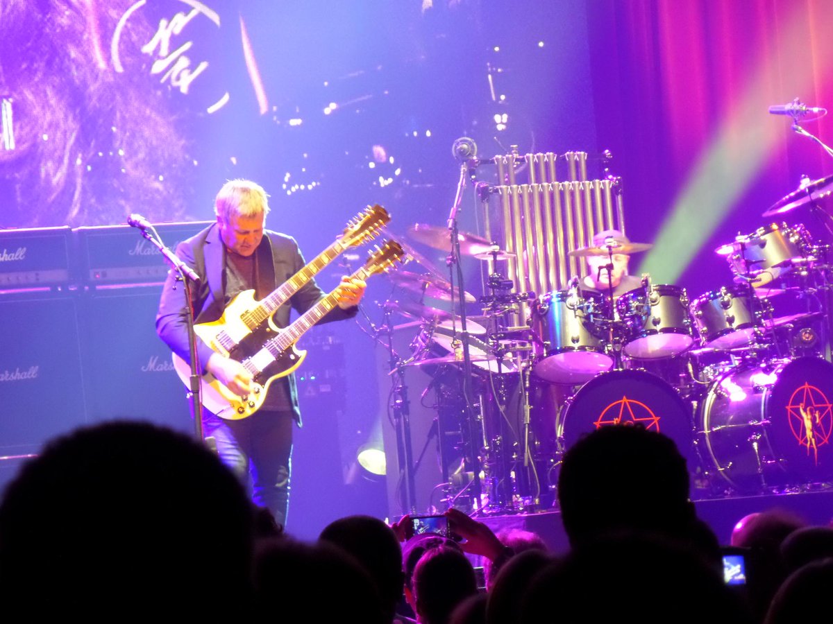 mandmplus3's tweet photo. Another amazing @rushtheband Show. Hope it is not the last. @rushtheband @RUSH_Roadtrips
#R40DAL #R40DALLAS #R40 http://t.co/4W6dgqsasL