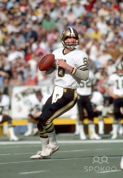 Happy Birthday to Archie Manning, who turns 66 today! 
