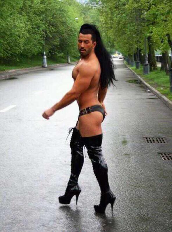 DarkAppleGDL's tweet photo. ¿Se terminó la quincena?
#AdiósVirginidad http://t.co/L151fgTVjm