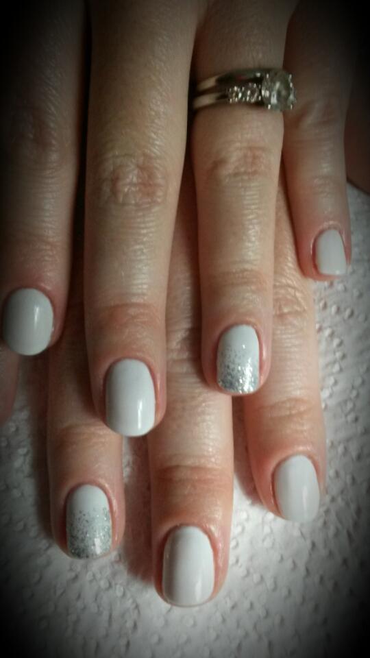 tameroon82's tweet photo. Nothing like a crisp, clean white finish. I used french White and duchess glitter. @biosculpturesa #myclientsnails http://t.co/zKKpILbi1V