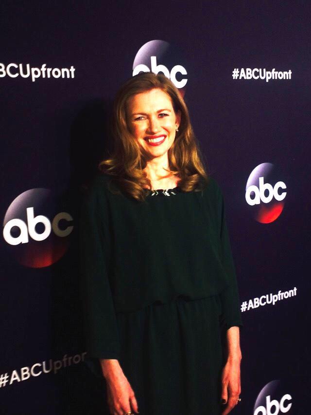 OhSnapLinden's tweet photo. The ultimate haven for #MireilleEnos fans will soon be http://t.co/uvF3b3lo5g from @TheCatchfans http://t.co/ufiDKNVr45