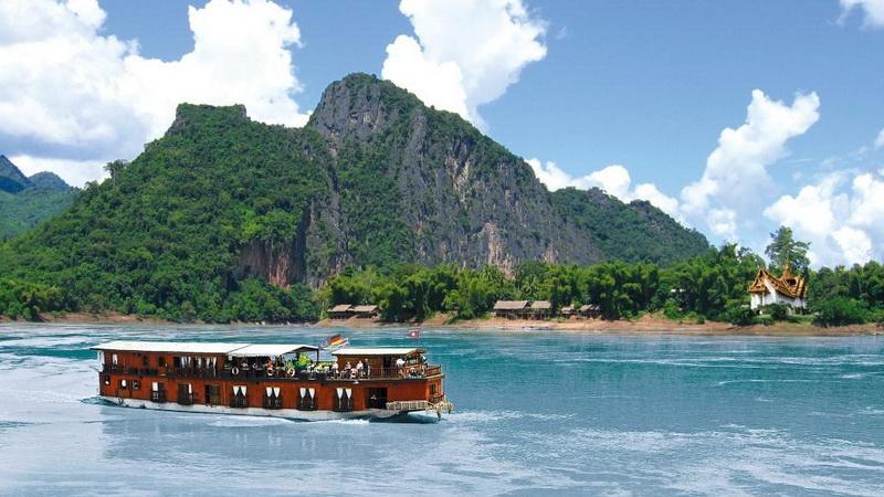 CruiseLounge's tweet photo. #Lernidee in der #Kreuzfahrtenlounge: Zwei #Entdeckerreisen auf dem #Mekong https://t.co/PGE48DcA25 http://t.co/mLcAf3S2di