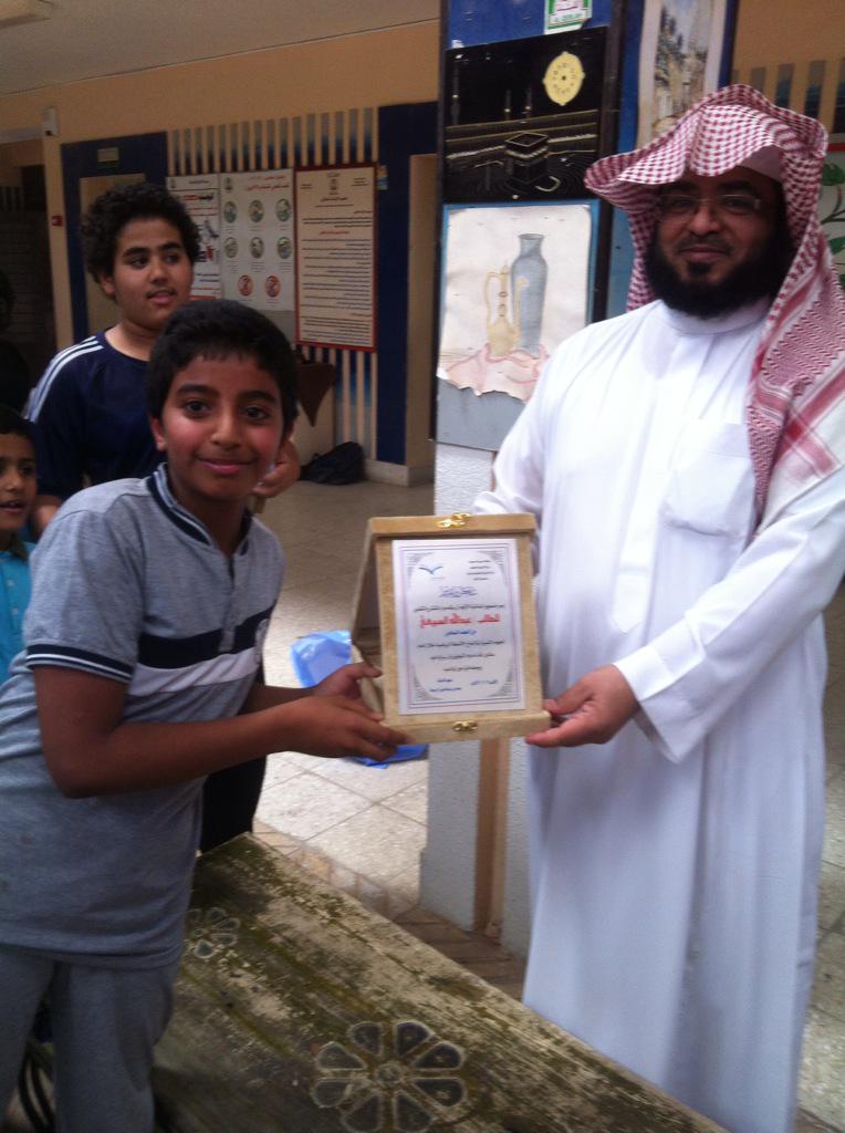 arqam1234's tweet photo. الف شكر 
هادي ومحمد وعبدالله وعبدالرحمن 
على تعاونهم في إنجاح الأنشطة الرياضية http://t.co/zc4J3Nw6Qw