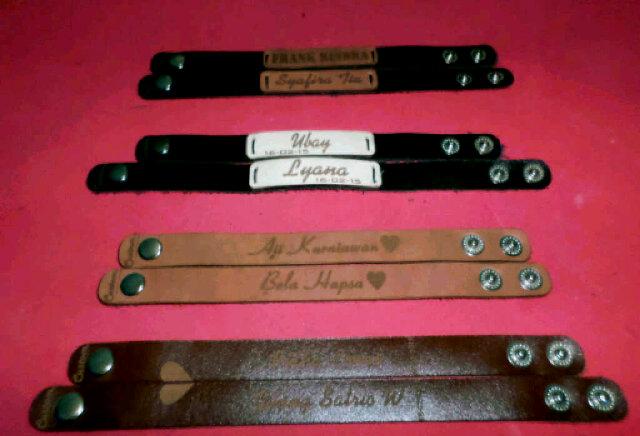 Custom_ShowDown's tweet photo. Order Now! Gelang kulit Custom 100%kulit IDR 32K | #gelang #gelangcostum #gelangkulit http://t.co/LuZurQ7OEt