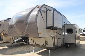 CaravanRv's tweet photo. #luxurytravel #caravanrv #goldcoast #sunshinecoast #byronbay #events #festivals #camping http://t.co/S70TUKiGvm http://t.co/q1iIKfWasn
