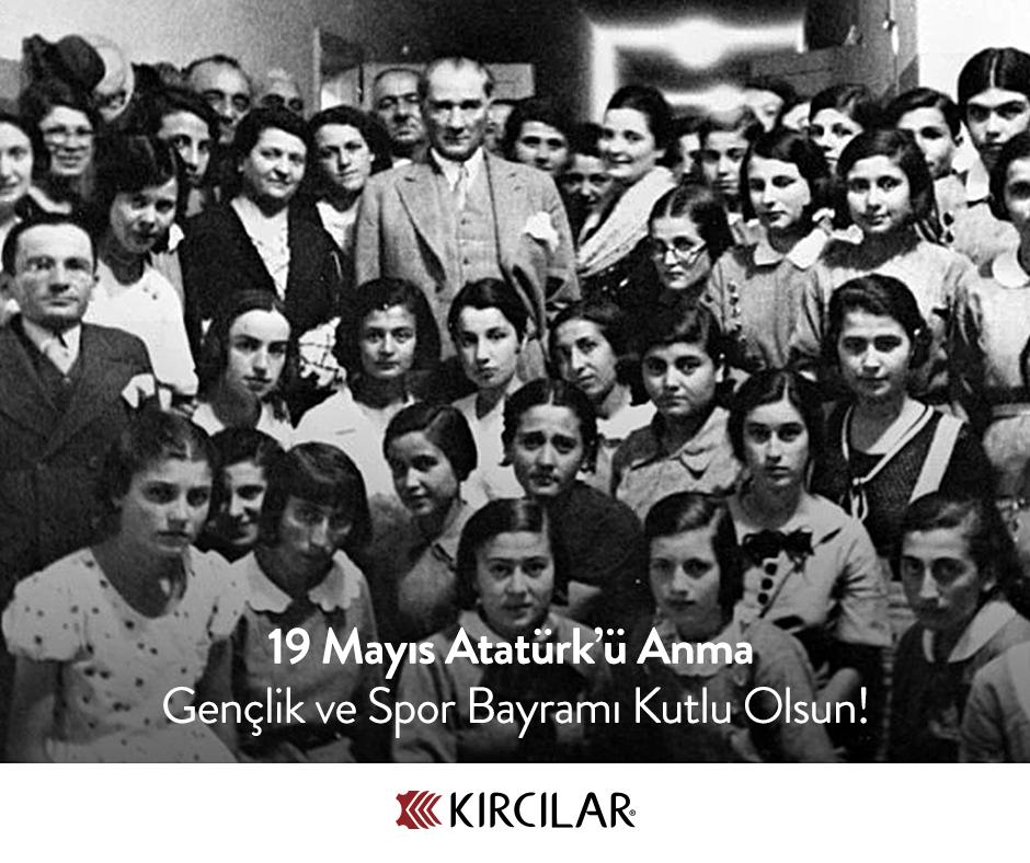 Bayramın yurdumuzun her köşesine kıvanç ve coşku getirmesi dileğiyle...