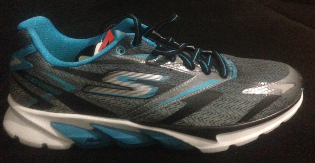 jaudelgado's tweet photo. Me fue tan bien con las #GoRun3 que no he podido resistirme a comprar @SkechersSpain #GoRun4. Gracias @RunnerLand1 http://t.co/z0luec9cx5