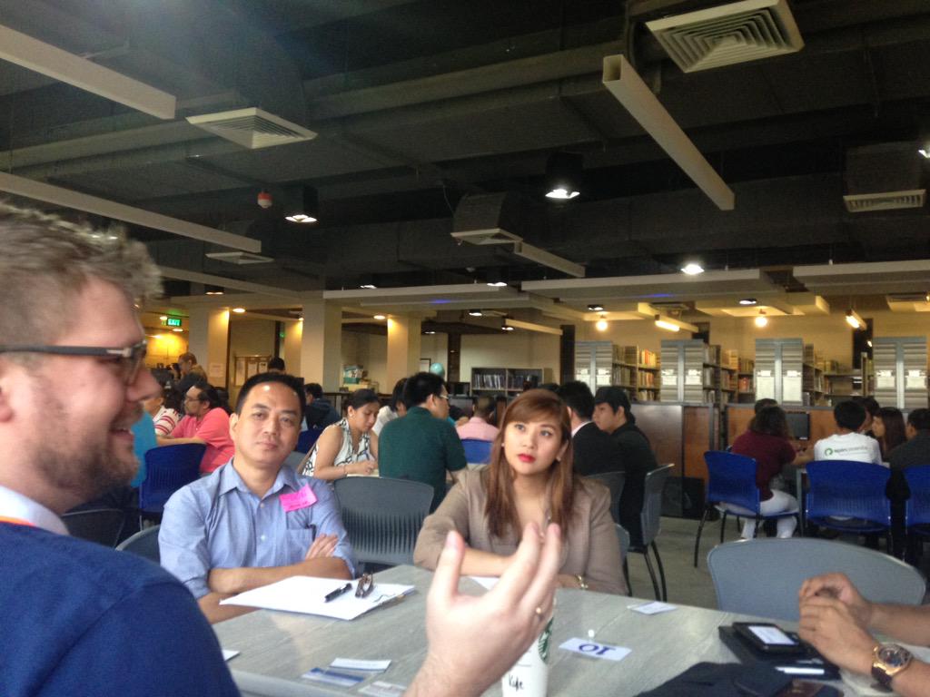 CarissaHiquiana's tweet photo. ZipMatch at #ManilaStartUpWeek "We collect unbiased information to empower the consumer" -Kyle Wiltshire , CTO http://t.co/uiWUcqJvUX