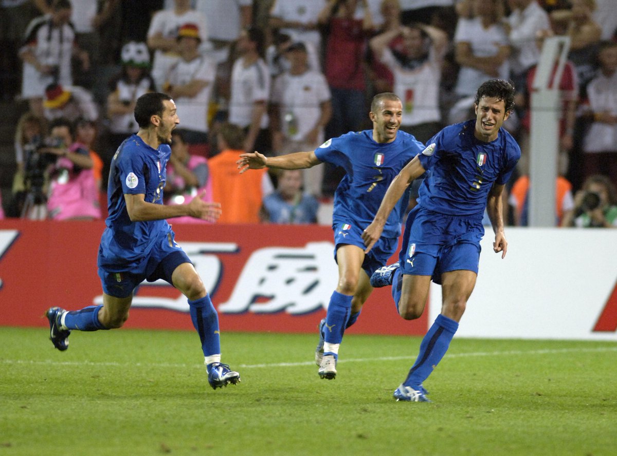 FIFAWorldCup's tweet photo. #OnThisDay in 2006: Fabio Grosso &amp; @delpieroale but @azzurri into #WorldCup Final
http://t.co/6ebvfX0Bft http://t.co/D338QRfnya