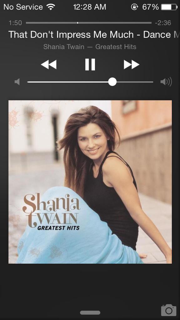nataliethomas20's tweet image. Shania always killin it 💯 #throwback #studyflow lol