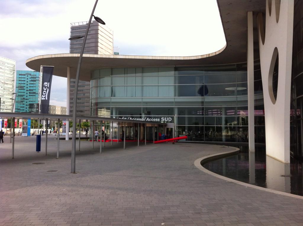 Urbana_IDR's tweet image. Hoy empieza #BeyondBuildingB en @Fira_Barcelona @ConstrumatBCN Aquí estaremos unos días @Urbana_IDR @Suri_Shelter :)