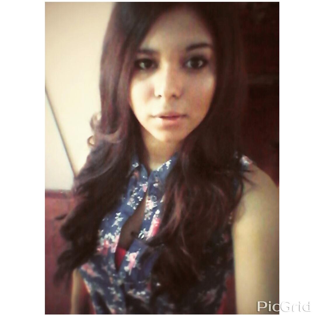 Morenita_says's tweet photo. #Newlook #selfiemonday #colorchocolate #myhair #ILove http://t.co/LdwP05d239