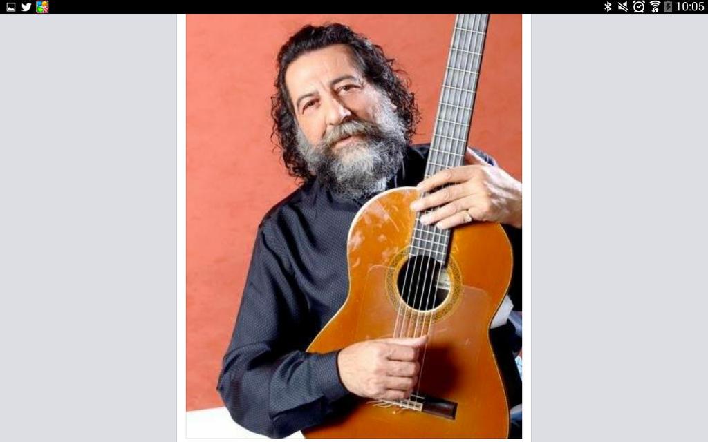 pedroelgranain0's tweet photo. Yo no canto ,por, cantar, y es que ,no encuentro una forma ,mas gitana de rezar, gracias maestro, manuel molina genio http://t.co/tgEJMlzosr
