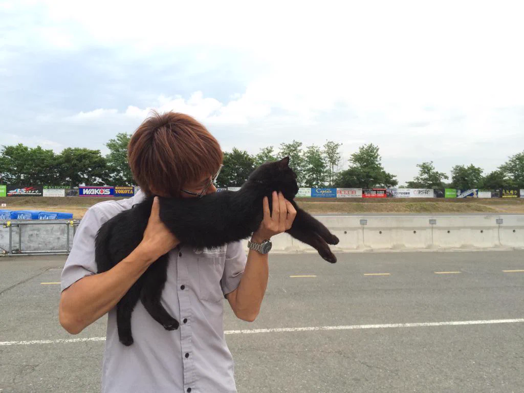 今がブームの猫マシンガン！桶川流、黒猫マシンガンであなたのハートも狙い撃ちｗｗｗ