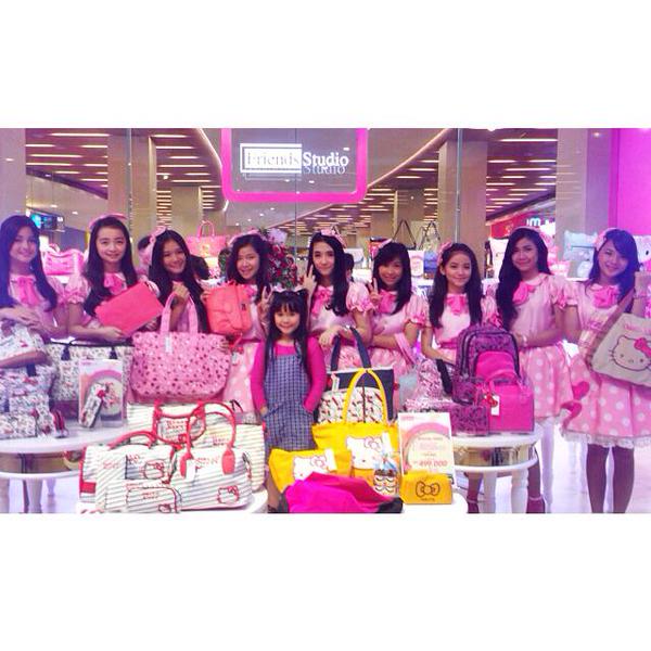 KalikaFansIndo's tweet photo. @teenebelle_ID http://t.co/uchykD95l0