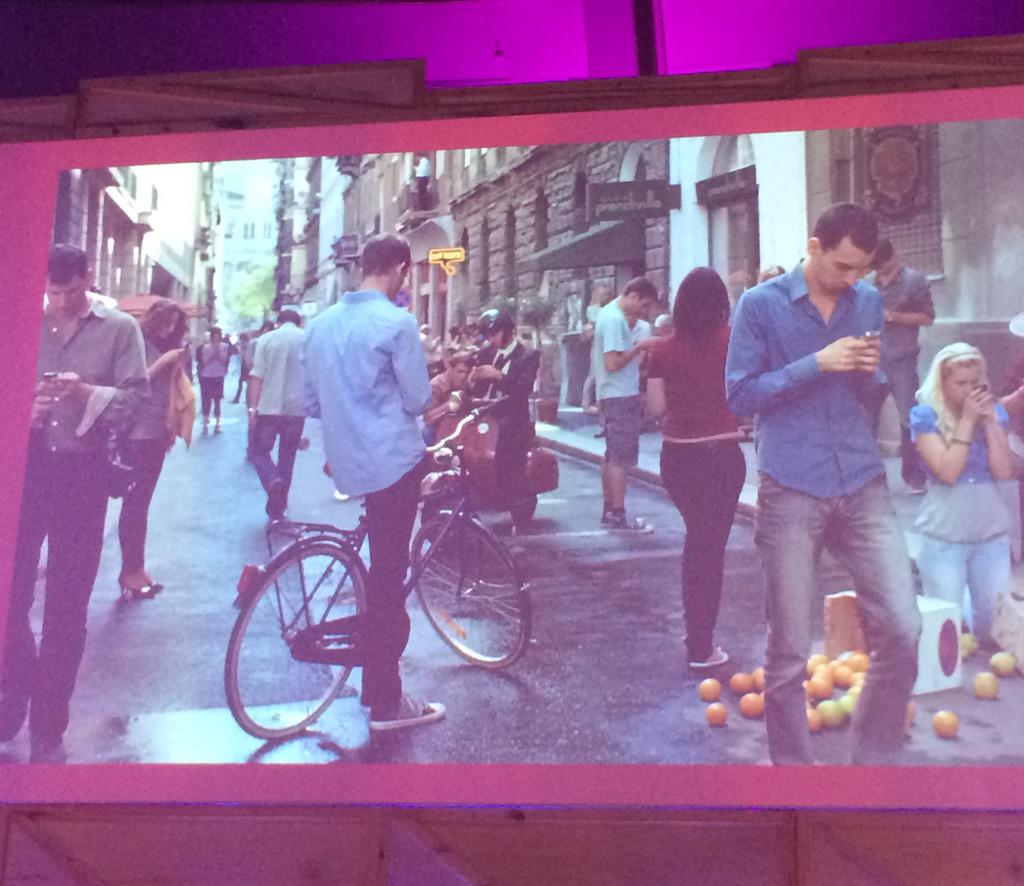 sorayabsb1's tweet image. Certeza: se as marcas não estão no mobile estão perdendo mesmo a chance de falar c/ seus consumidores. #ProXXIma2015