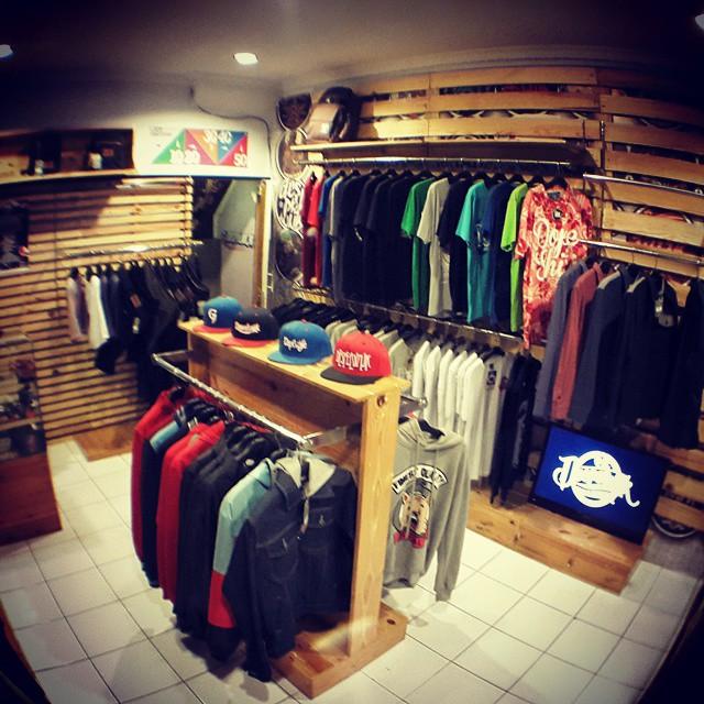 Kita tunggu yang mau mampir ke shophouse kita hingga jam 10 malam nanti, ayo buruan sebelum tutup 💁