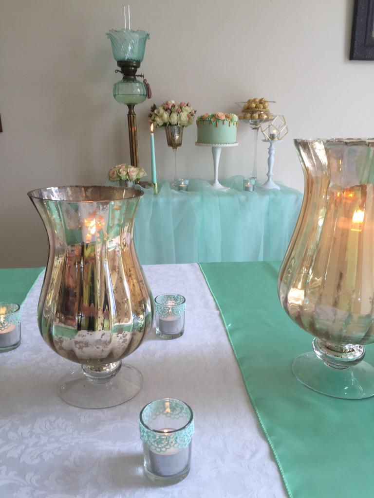 WPWeddingEvent's tweet photo. #mint and #gold #weddingplanning #WeddingDecor http://t.co/eviUzqnnGL
