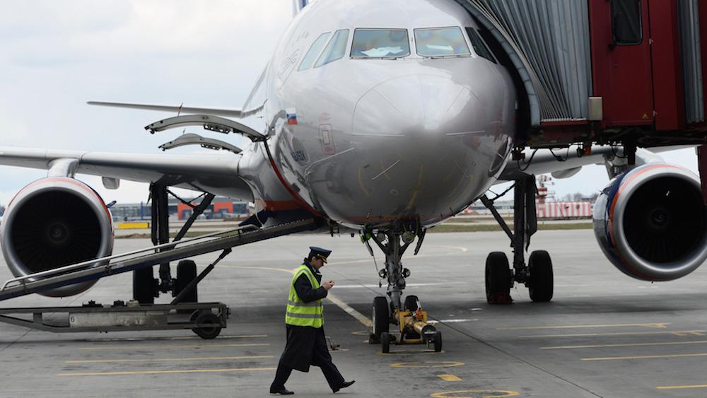 Представители компаний Airbus и Boeing опровергли возможность "угона" самолета хакером