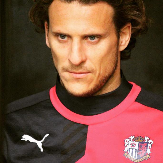 Happy birthday
Diego FORLAN 5/19
36years                   