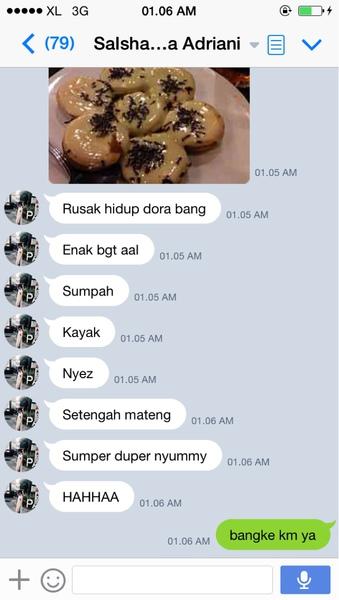 SL_STBD's tweet photo. Pap chat line aal - salsha👯 salsha mah asik orangnya😝 @salshaabilaa @AaliyahMasssaid http://t.co/6ljUag8cFo