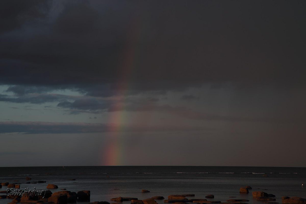Von Tromp in-between the showers #whitby #sunset <a href="/gazetteinwhitby/">Whitby Gazette</a> <a href="/StokoeMedia/">Stokoe Media</a> last night